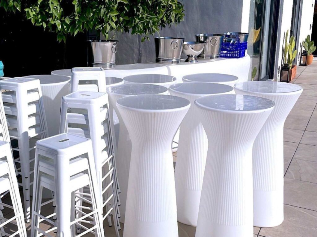 mobiliario para organizar eventos en casa