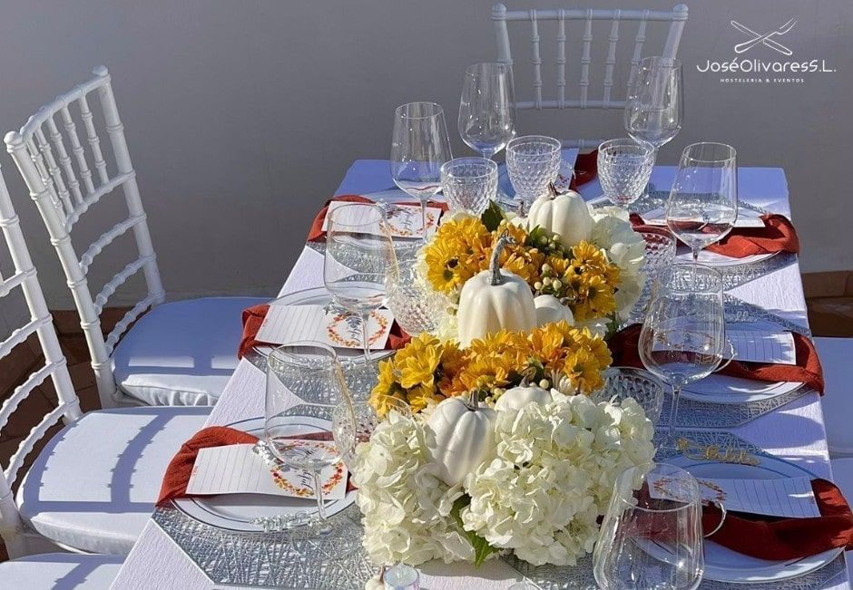 alquiler de mesas y sillas eventos particulares 